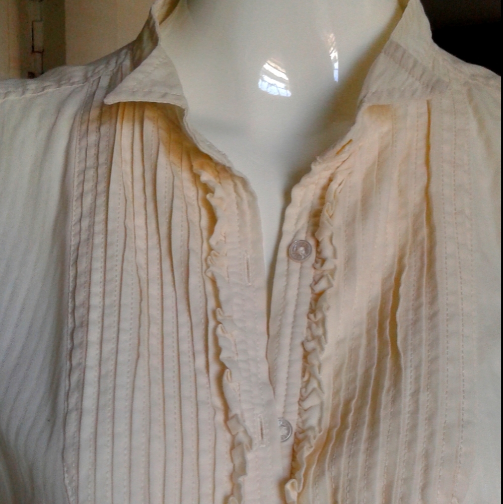 Marc Jacob button up ruffle shirt cream
